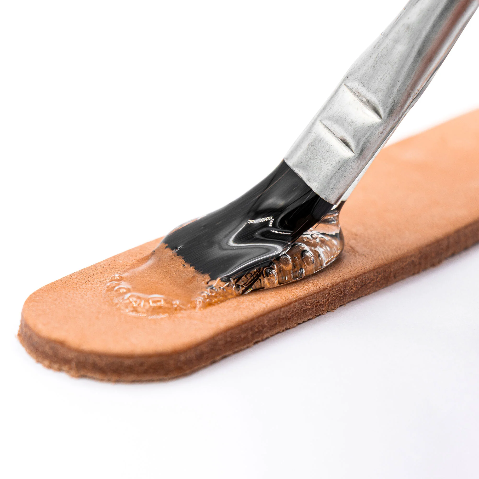 Angelus Clear Shoe Cement - Image 5
